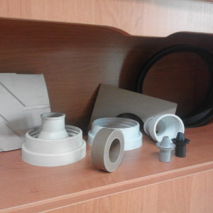 Prodotti finiti in gomma per settore industriale